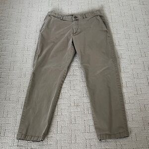 Banana Republic Men's Khaki Chinos